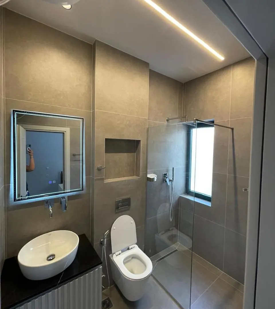 Tomas Apartments ساراندا 0*,  ألبانيا